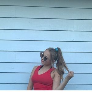 Meet your Posher, Madison